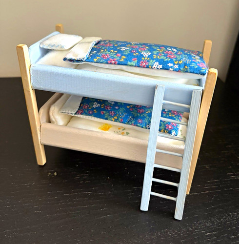 Dolls house furniture - house, 1:12