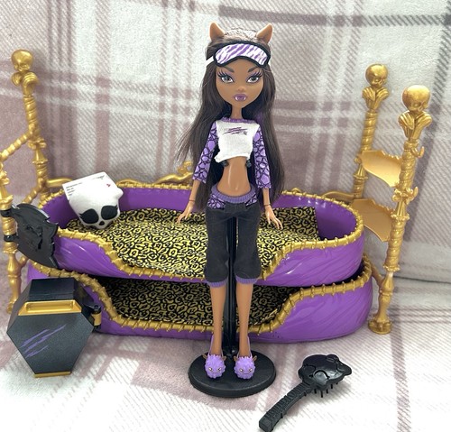Monster high clawdeen wolf - monster,